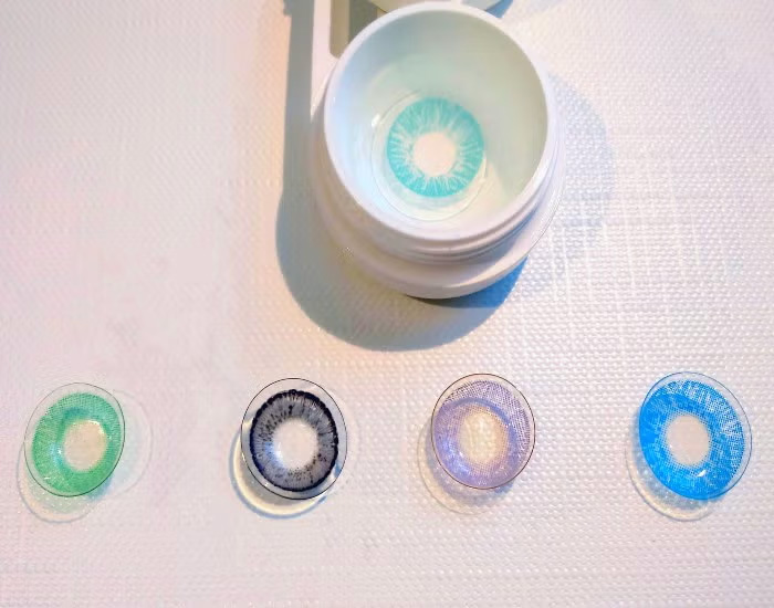 Contact lenses types